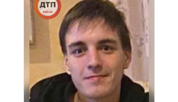 Вышел из дома и загадочно пропал: в Киеве разыскивают подростка