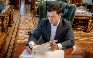 Зеленський підписав закон про регулятор у сфері електронних комунікацій