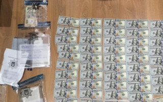 В Ужгороде полицейские разоблачили сеть аптек, продающих наркотики