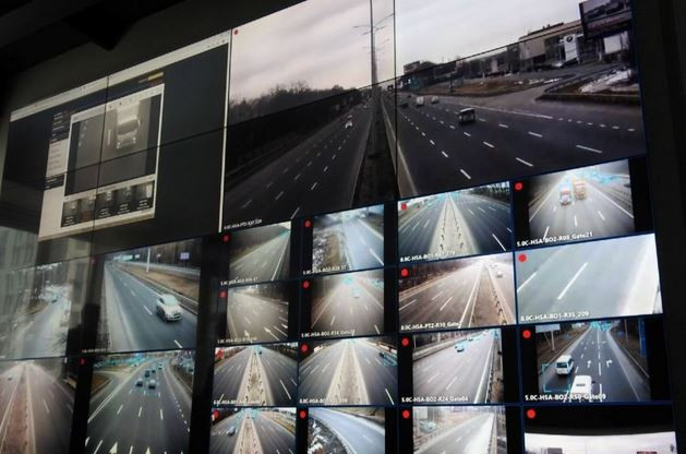 За трасою Київ — Бориспіль стежать цілодобово: система є першою в Україні