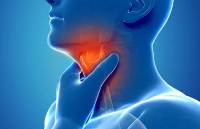 Назвали симптом, позволяющий выявить штамм «Омикрон» до теста