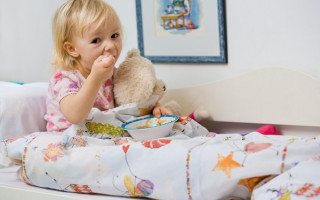 Как кормить больного ребенка: Комаровский назвал правила