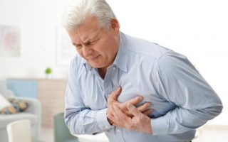 Врачи назвали малоизвестный симптом штамма «Омикрон»