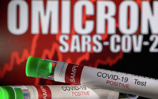 Медики рассказали, кому грозит тяжелое течение «Омикрона»