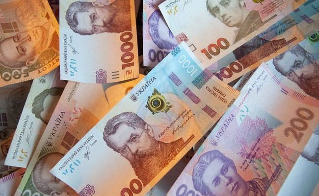 Потратить «тысячу Зеленского» можно на коммуналку: кого это касается