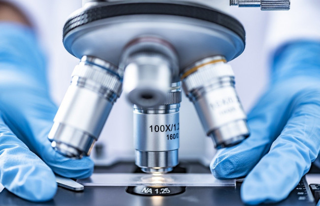 В Украине научное оборудование и реактивы освободили от ввозной пошлины и НДС