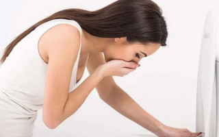 Организм даст сигналы: доктор предупредил о 6 скрытых симптомах штамма «Омикрон»