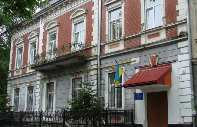 У Стрийському міськрайонному суді Львівської області доступна сплата судового збору за допомогою QR-коду