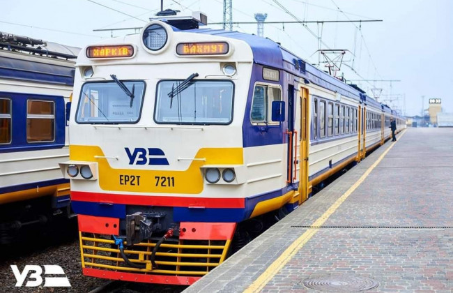 Укрзалізниця запустила модернізований електропоїзд Харків – Бахмут: вражаючі фото