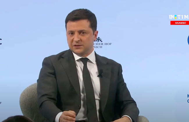 Зеленский: «Покажите мне страну, где делают реформы, когда идет война»