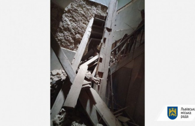 В центре Львова обрушилась часть дома