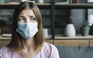 Стало известно, почему люди, проживающие вместе, не заражают друг друга коронавирусом