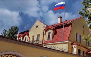 Генконсульства РФ в Одессе и Харькове прекратили запись на прием