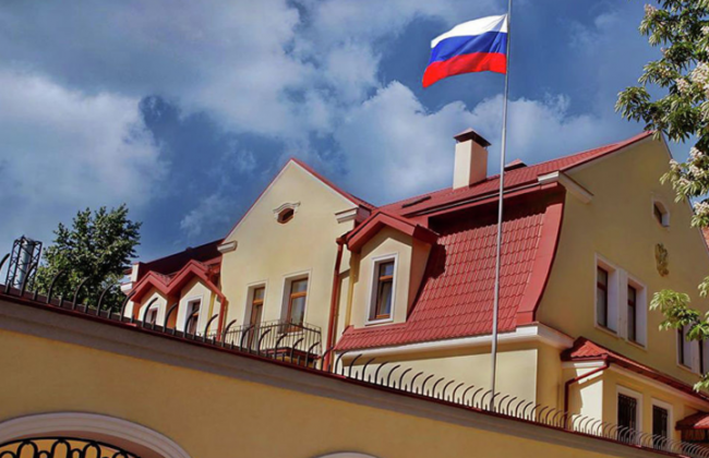 Генконсульства РФ в Одессе и Харькове прекратили запись на прием