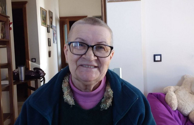 С короткой стрижкой и в зеленой куртке: в Киеве пропала улыбчивая бабушка