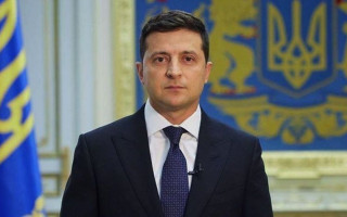 Зеленський пропонує Раді тимчасово забороняти діяльність партій в інтересах нацбезпеки