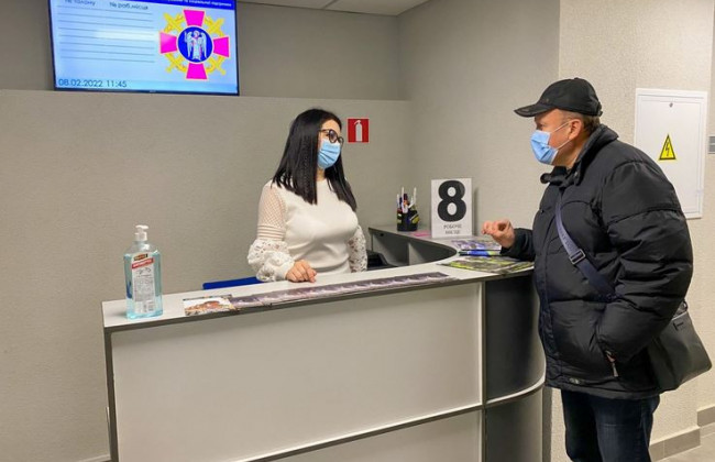 Як працюватимуть «Мілітарі-ЦНАПи»: уряд затвердив положення