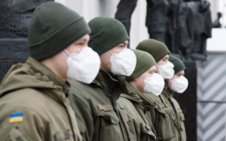 Дозволить військовим і правоохоронцям краще контролювати ситуацію, – Шмигаль про надзвичайний стан в Україні