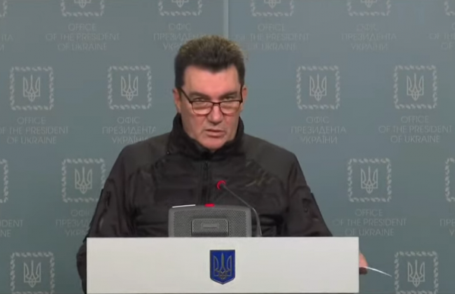 Чрезвычайное положение вводят на всей территории Украины: что это значит, ОБНОВЛЯЕТСЯ