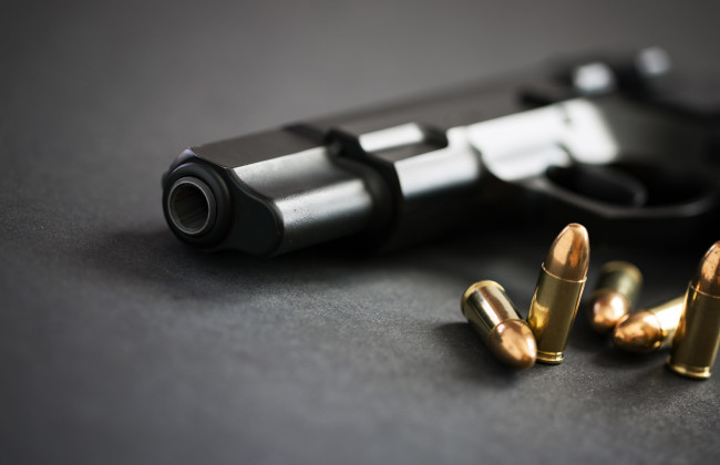 Рада запровадить кримінальну відповідальність за незаконне носіння зброї