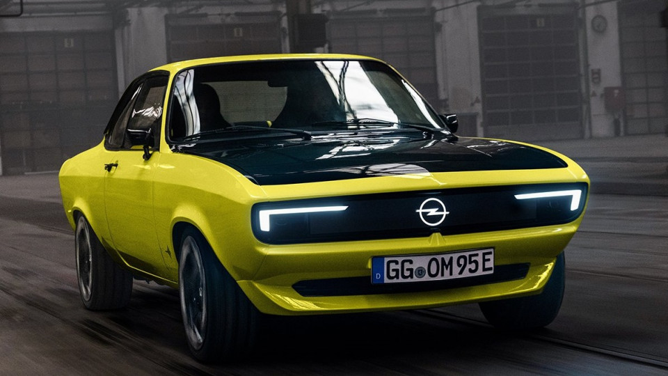 Opel выпустит культовые автомобили на электродвигателе