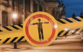 Комендантский час в Украине: что ограничат и что ждет нарушителей порядка