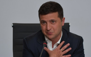 Зеленский внес законопроект о всеобщей мобилизации, однако тот сразу же исчез