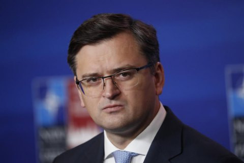 Глава МИД Украины требует полностью изолировать РФ от мира