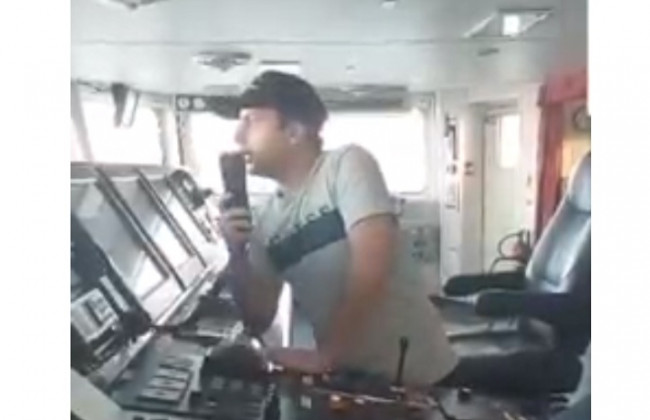 «Русский корабль, используйте вёсла!»: грузинский буксир отказал россиянам в топливе, видео