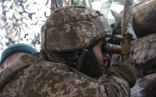 150 танків та 4300 військових — втрати російської армії за три доби війни