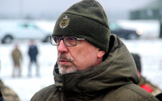 На всій території України встановлюються блок-пости, — міністр оборони