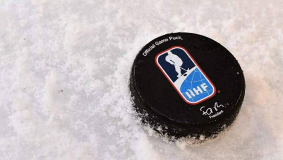 Международная федерация хоккея накажет Россию и Беларусь