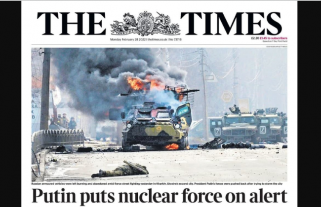 Обложки иностранной прессы посвящены приказу Путина о приведении ядерного оружия в боевую готовность