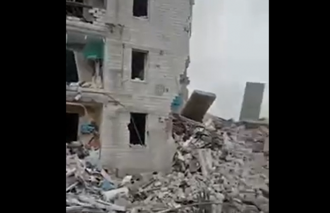 Российские самолеты сбросили бомбы на жилые дома в Бородянке под Киевом: видео