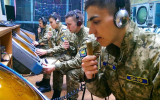 Кабмін дозволив провести достроковий випуск курсантів у 2022 році