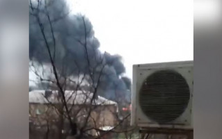 Россия обстреляла еще одну школу в Мариуполе: видео