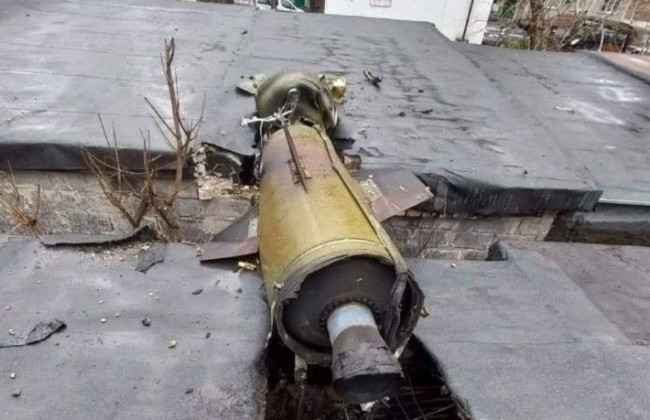 Оккупанты 14 часов обстреливали Мариуполь: появились фото