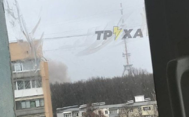 Российские истребители обстреляли харьковскую телевышку и горсовет: видео