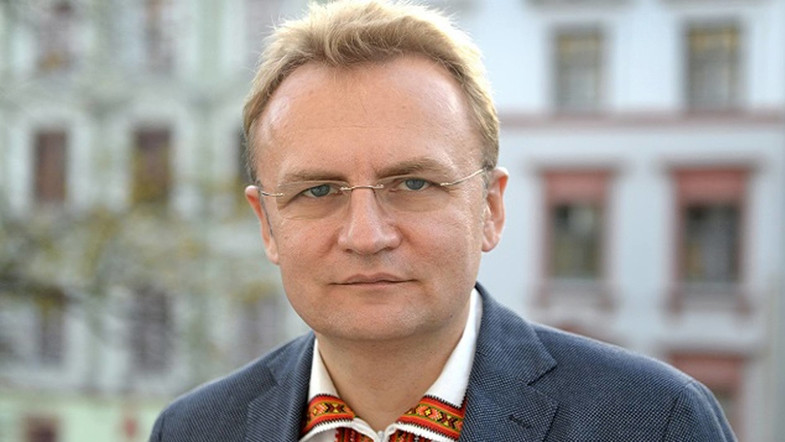 Мэр Львова Садовый назвал мародерами тех, кто повысил цены на квартиры и отели во Львове