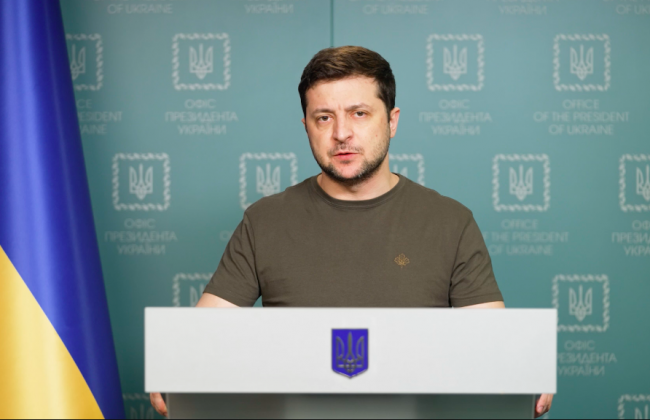 Зеленский попросил Энергодар и Херсон не сдавать позиции: обращение 4 марта, ВИДЕО