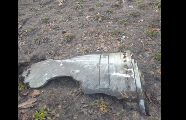 Пресс-секретарь Зеленского показал фото с обломком ракеты на даче Президента в Конча-Заспе, ФОТО