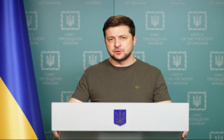 Зеленский попросил Энергодар и Херсон не сдавать позиции: обращение 4 марта, ВИДЕО