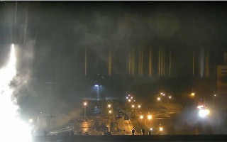 Мощный пожар на Запорожской АЭС в Энергодаре: подробности, видео и обращение Зеленского к миру