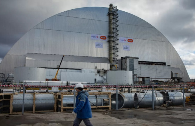 Персонал ЧАЭС удерживают уже десятые сутки, люди истощены, — мэр Славутича