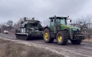 Украинские фермеры собрали очень непривычный урожай: видео