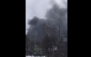 Жители Ахтырки вновь под обстрелами: нанесен авиаудар, видео