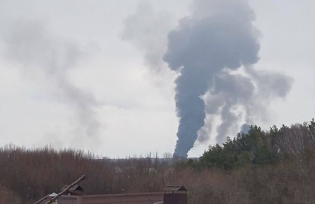 Под Винницей нанесли ракетный удар по аэропорту, видео
