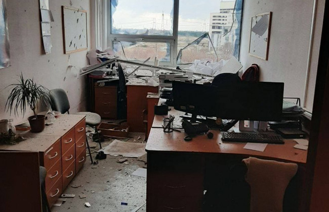 Обстрел Запорожской АЭС: фото разрушенного корпуса