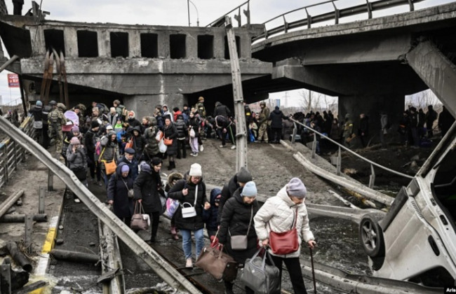 Во время эвакуации из Ирпеня войска РФ открыли огонь по гражданским, есть погибшие