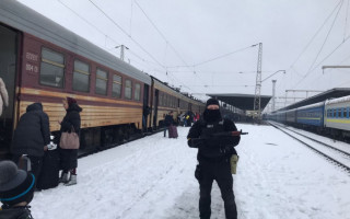 В Харькове все брошенные автомобили у здания вокзала будут эвакуированы: причина